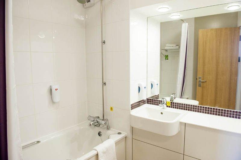 Premier Inn Bristol Sidcot A38 Winscombe Εξωτερικό φωτογραφία