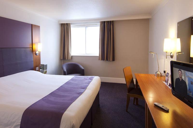 Premier Inn Bristol Sidcot A38 Winscombe Εξωτερικό φωτογραφία