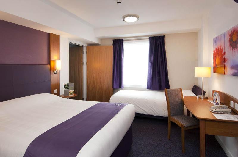 Premier Inn Bristol Sidcot A38 Winscombe Εξωτερικό φωτογραφία